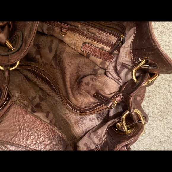 B Makowsky copper metallic bag - Picture 7 of 16